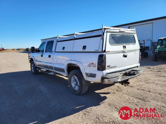 Image of Chevrolet 3500 equipment image 3