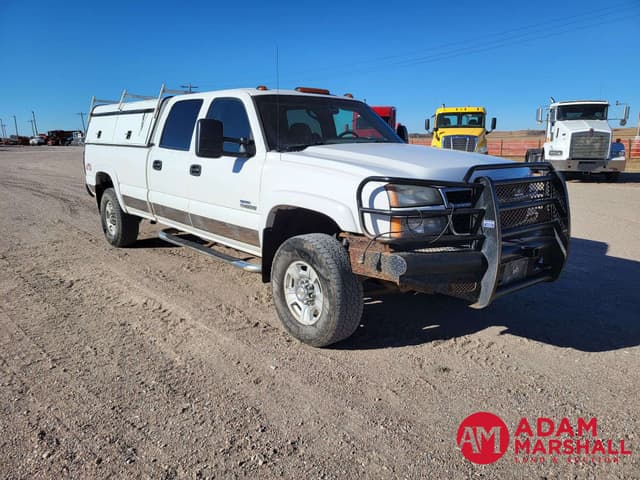 Image of Chevrolet 3500 equipment image 1