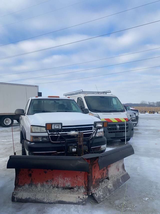 Image of Chevrolet K2500 equipment image 2