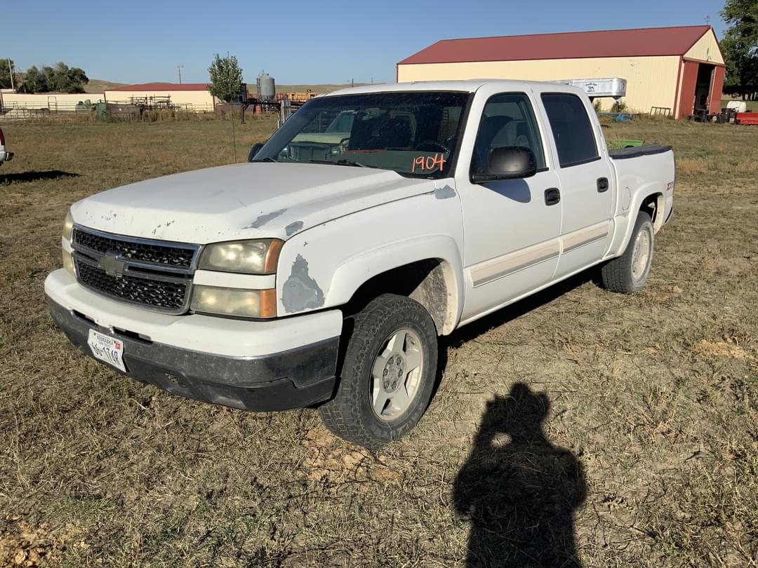 Image of Chevrolet Z71 Primary image