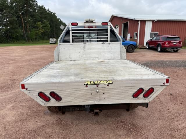 Image of Chevrolet 2500 equipment image 4
