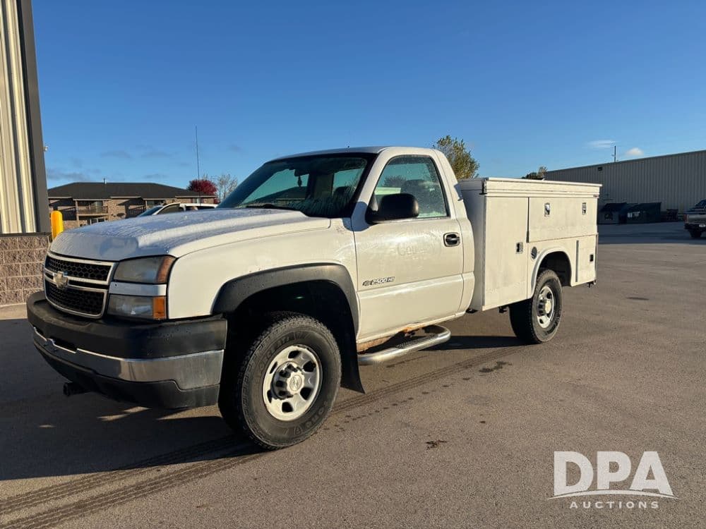 Image of Chevrolet 2500HD Primary image