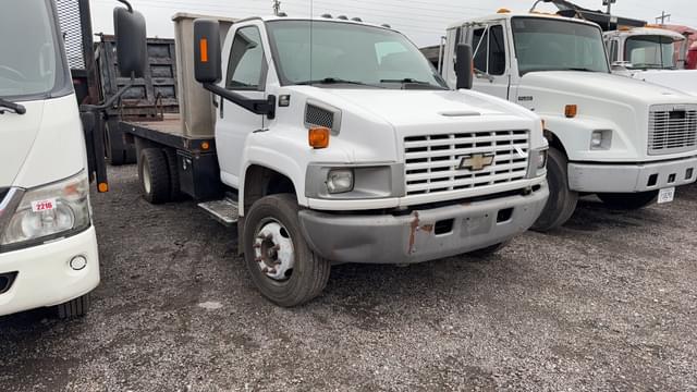 Image of Chevrolet C5500 equipment image 2