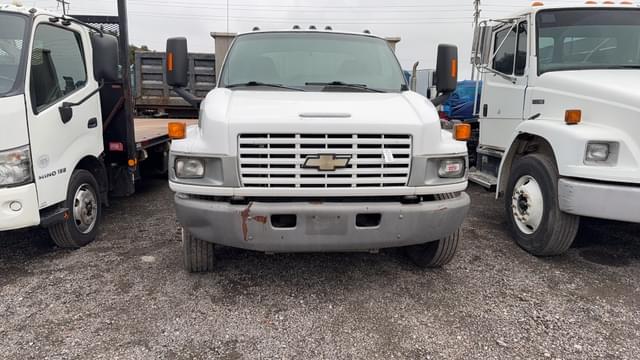 Image of Chevrolet C5500 equipment image 1