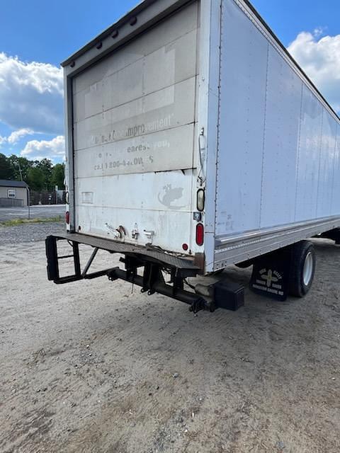 Image of Chevrolet C6500 equipment image 2