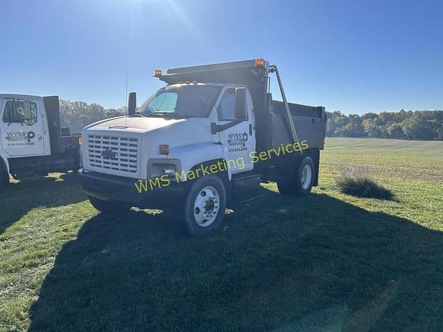 Image of Chevrolet C7500 equipment image 2