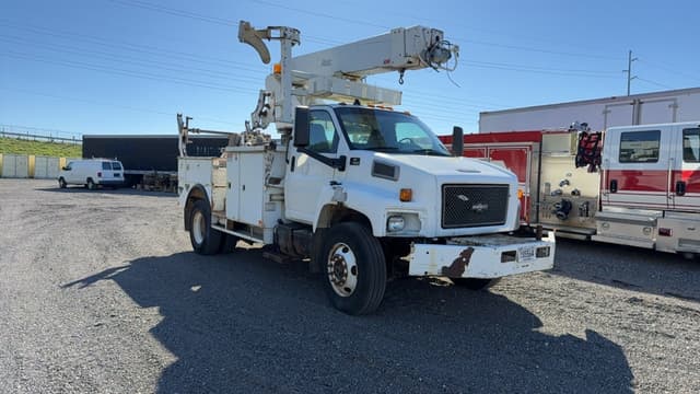 Image of Chevrolet C7500 equipment image 2