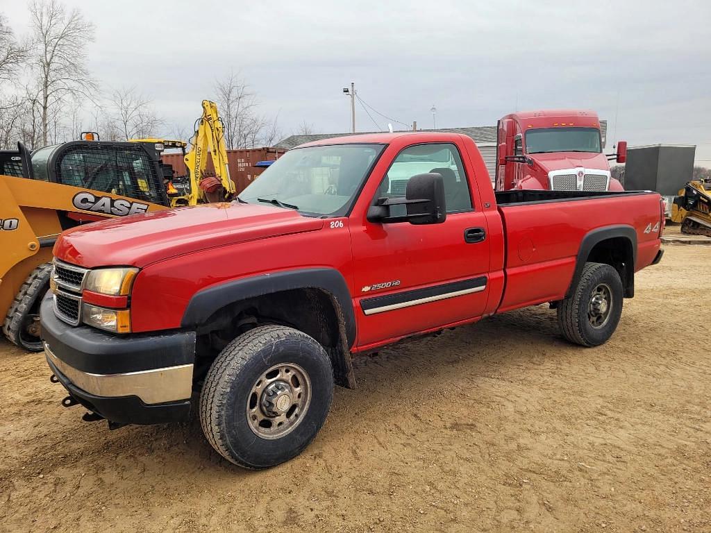 Image of Chevrolet 2500HD Primary image