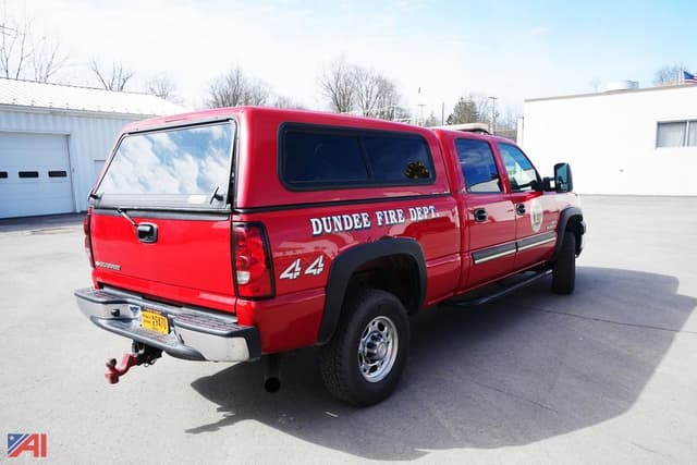 Image of Chevrolet 2500HD equipment image 4