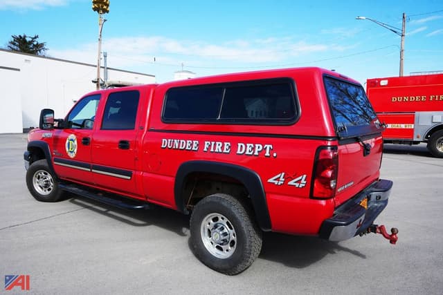 Image of Chevrolet 2500HD equipment image 2