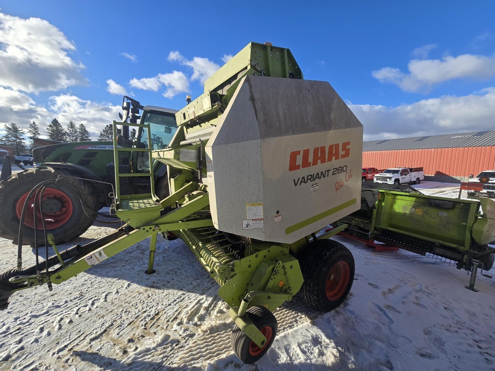 2006 CLAAS Variant 280 Roto Cut Equipment Image0
