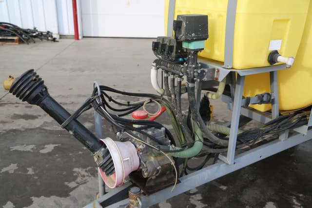 Image of Crop Care TR300B equipment image 1