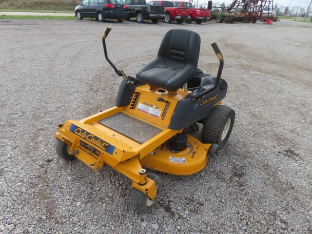 Image of Cub Cadet RZT42 equipment image 1