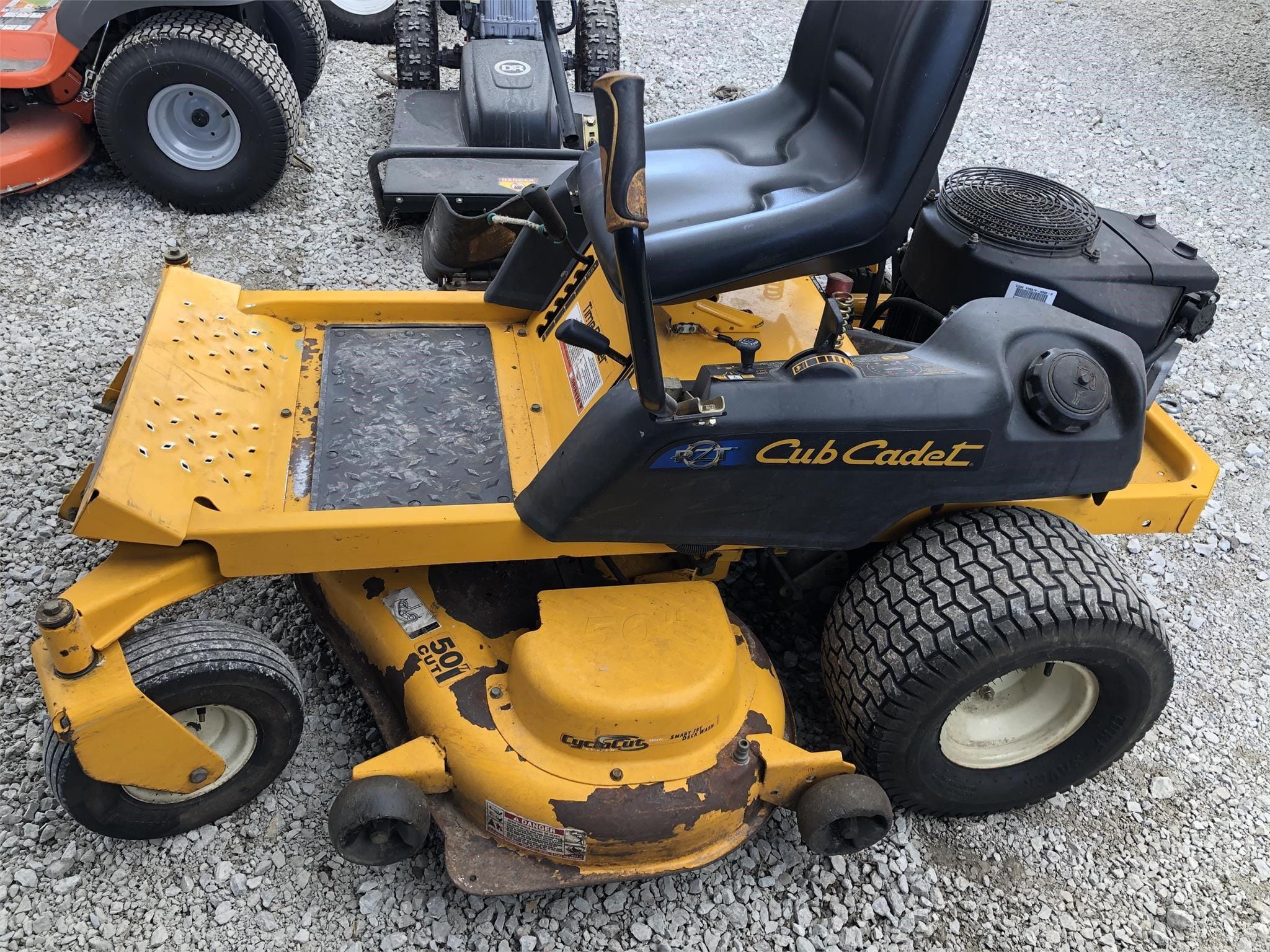 2006 Cub Cadet RZT50 Equipment Image0
