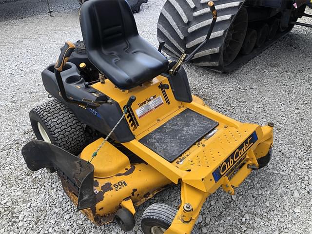 Image of Cub Cadet RZT50 equipment image 2