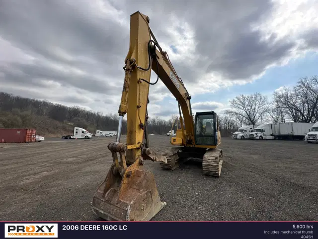 Image of John Deere 160C LC equipment image 2