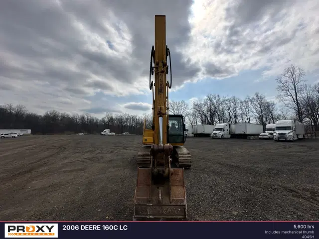 Image of John Deere 160C LC equipment image 3