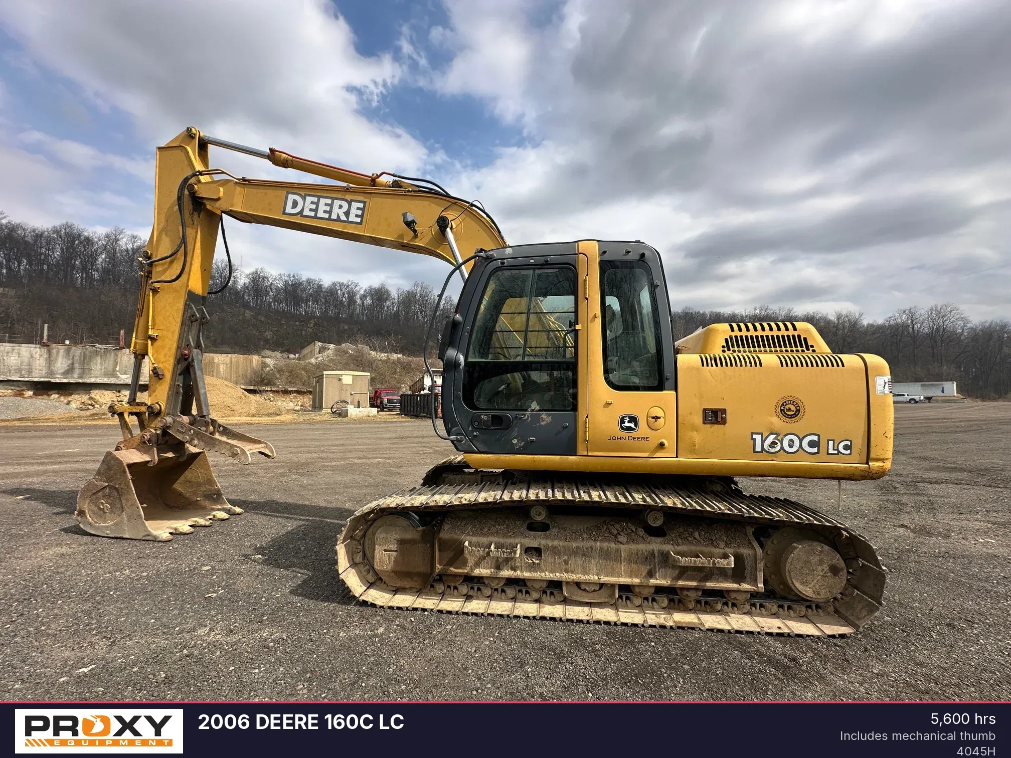 2006 John Deere 160C LC Equipment Image0