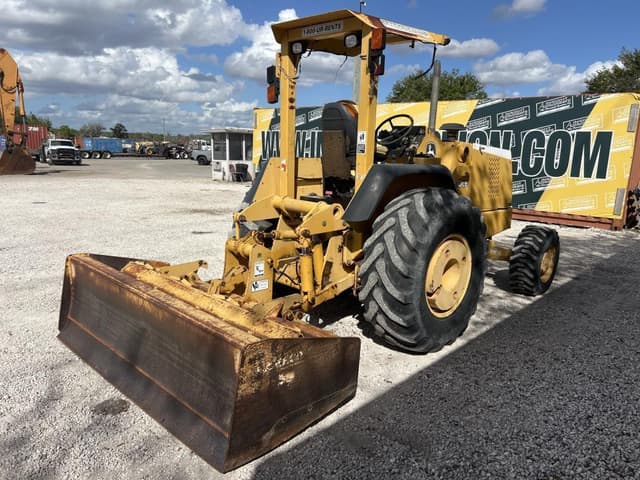 Image of John Deere 210LE equipment image 4