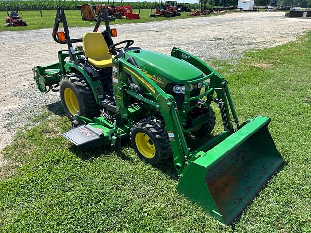 Image of John Deere 2320 equipment image 1