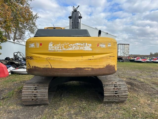 Image of John Deere 240D equipment image 4