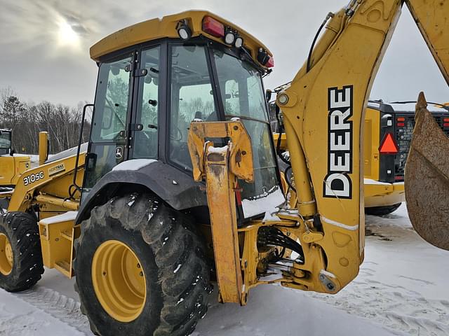 Image of John Deere 310SG equipment image 3