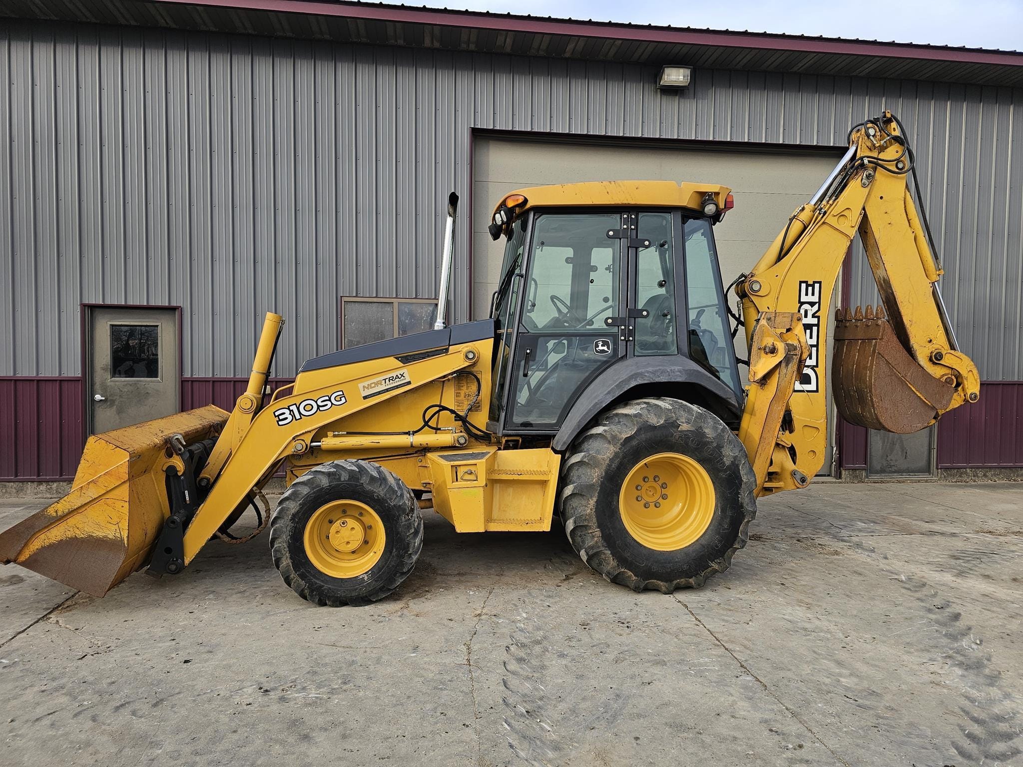 2006 John Deere 310SG Equipment Image0