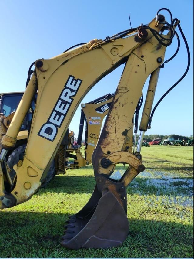 Image of John Deere 410G equipment image 4