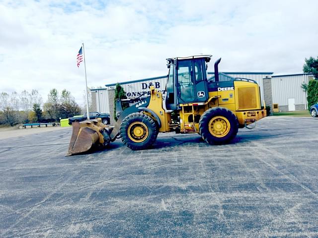 Image of John Deere 444J equipment image 1