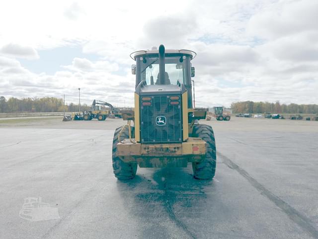 Image of John Deere 444J equipment image 3