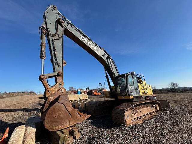 Image of John Deere 450DLC equipment image 2