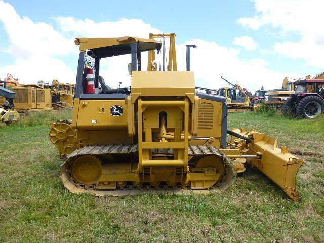 Image of John Deere 450J LGP equipment image 2