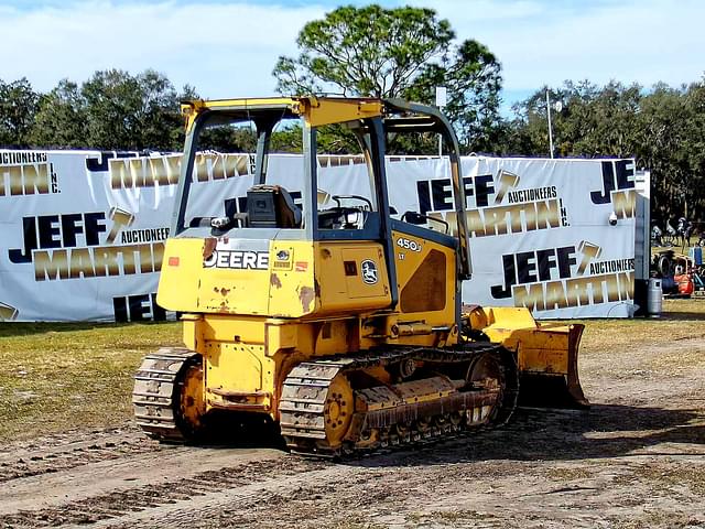 Image of John Deere 450J LT equipment image 4