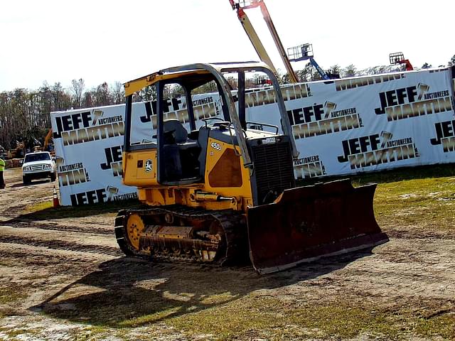 Image of John Deere 450J LT equipment image 2