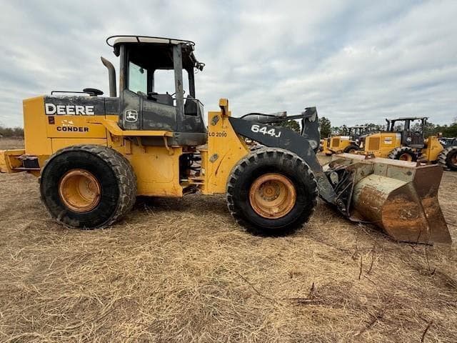 Image of John Deere 644J equipment image 1