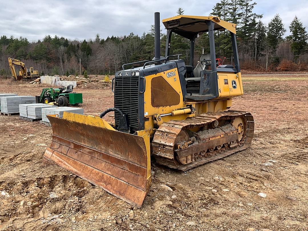 Image of John Deere 650J LT Primary image