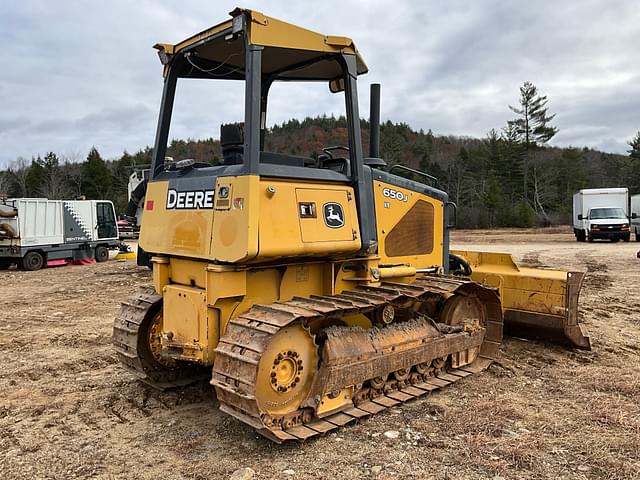 Image of John Deere 650J LT equipment image 4