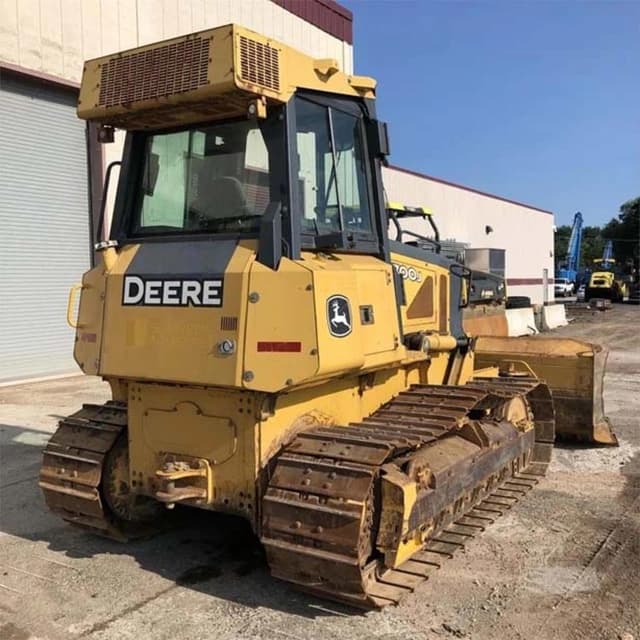 Image of John Deere 700J equipment image 3