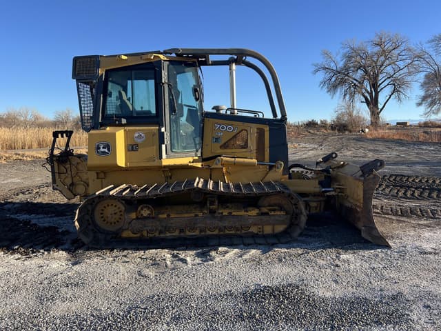 Image of John Deere 700J LGP equipment image 4
