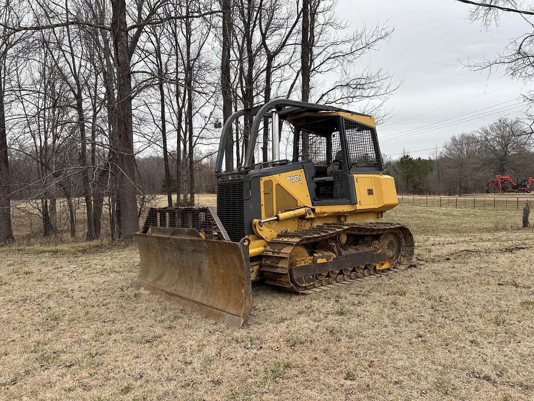 Image of John Deere 700J Primary image