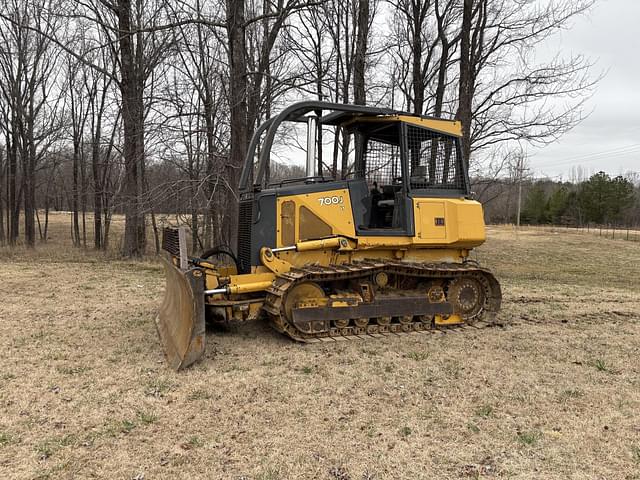 Image of John Deere 700J equipment image 1