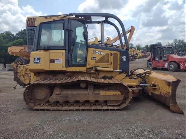 Image of John Deere 700J LT equipment image 2