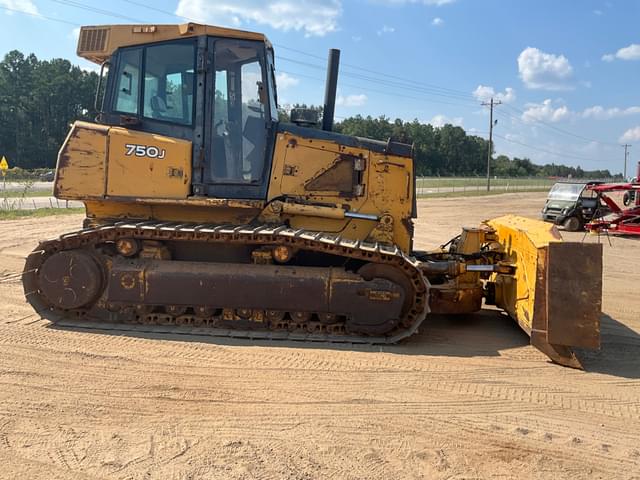 Image of John Deere 750J equipment image 3