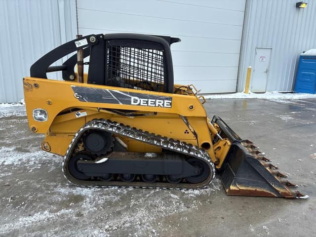 Image of John Deere CT322 equipment image 1
