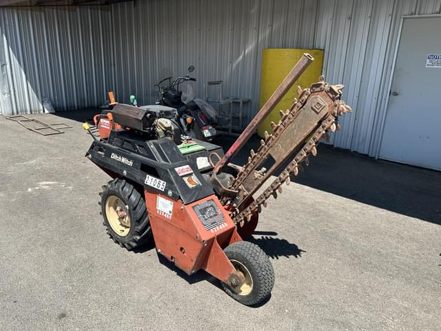 Image of Ditch Witch 1820 equipment image 1