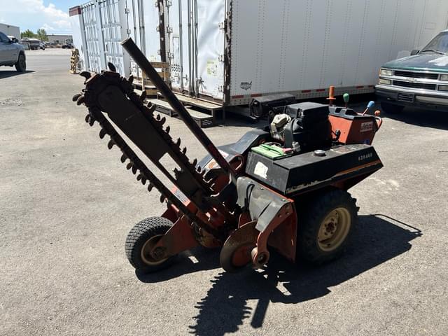 Image of Ditch Witch 1820 equipment image 2