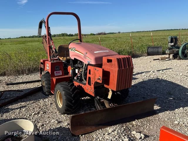 Image of Ditch Witch RT40 equipment image 2
