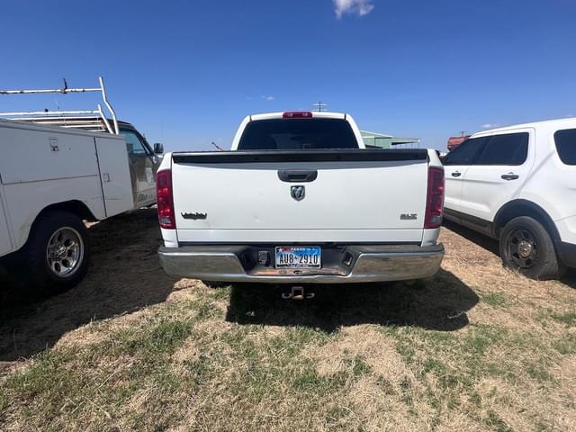 Image of Dodge Ram 1500 equipment image 2