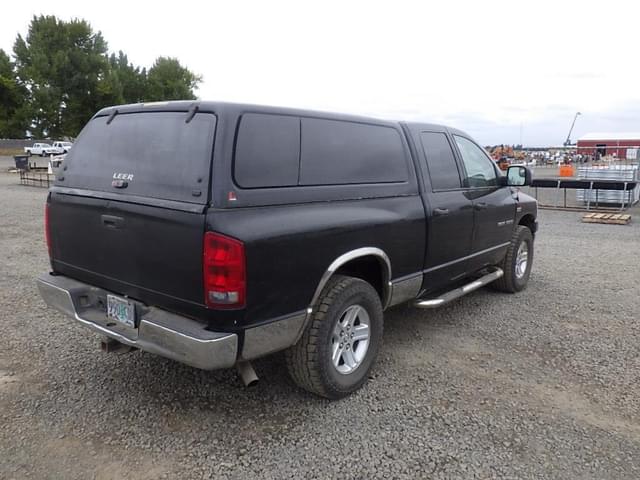 Image of Dodge Ram 1500 equipment image 3