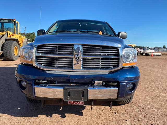 Image of Dodge Ram 2500 equipment image 1